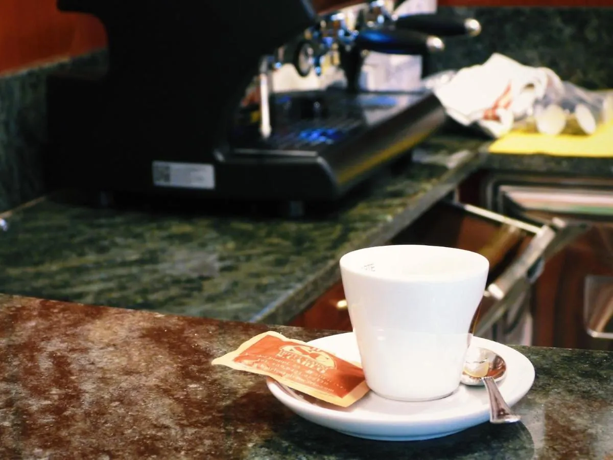 Hotel Garni San Carlo Лидо-ди-Езоло