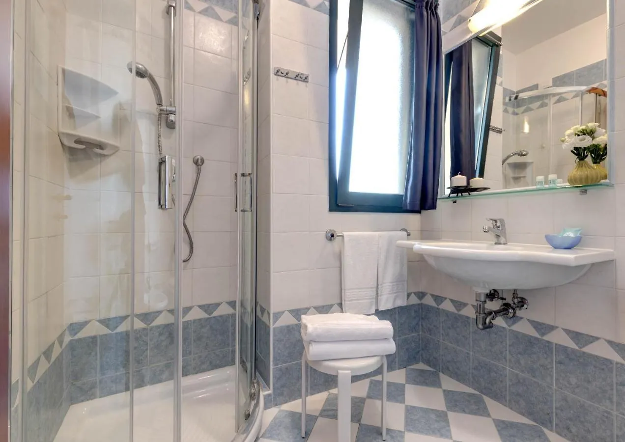 ***  Hotel Garni San Carlo Лидо-ди-Езоло Италия